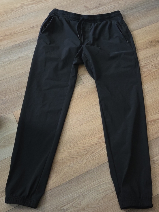 Unrl Other - Men's Black Elastic-Waist Casual Joggers with Zipper Pockets